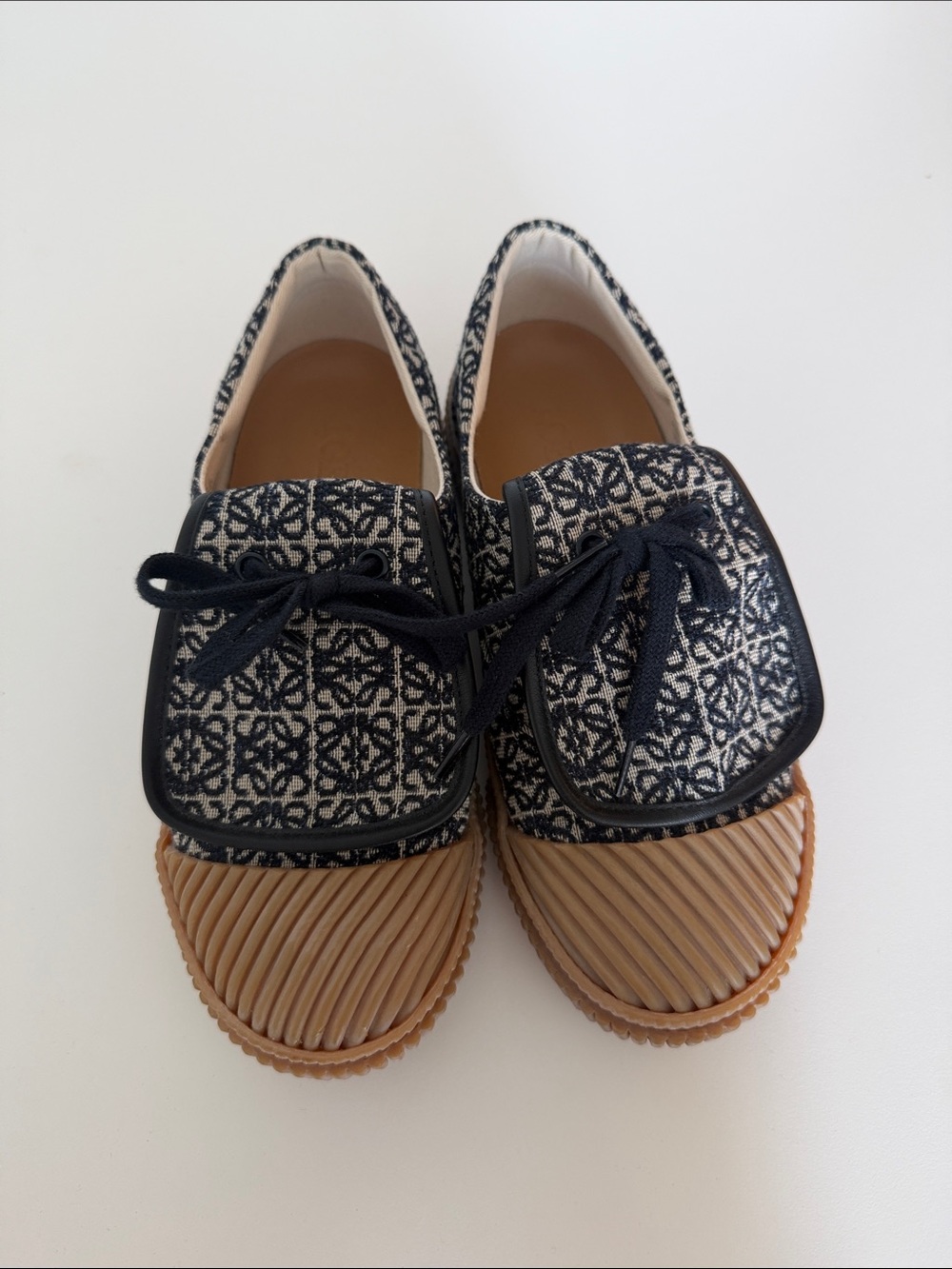 Loewe Anagram Black & Tan Woven Lace-Up Loafers/Sneakers